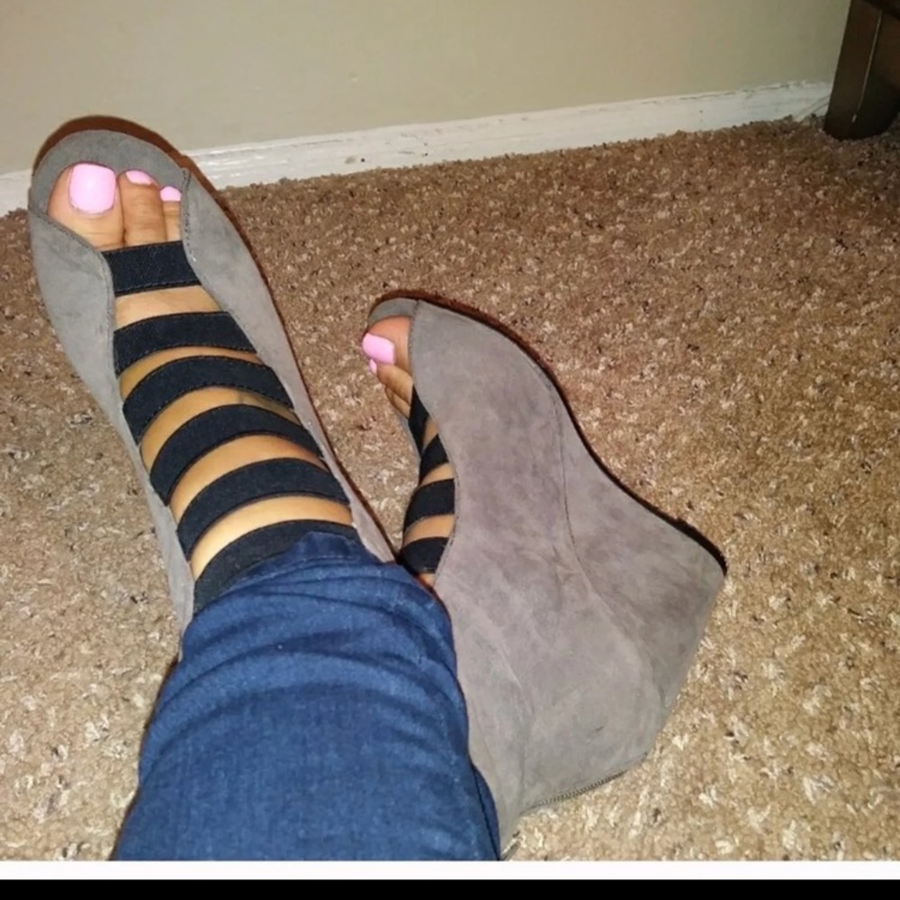 Gray wedges
